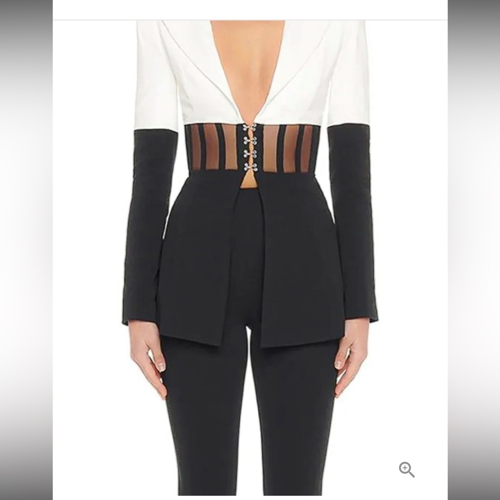 Blazer - Picture 2 of 4